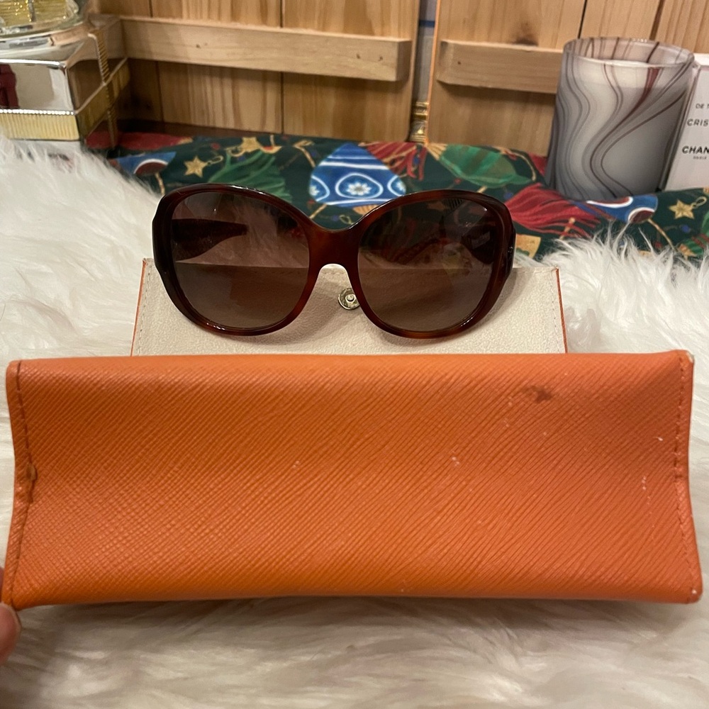 Tory Burch Brown Gradient Oversized Sunglasses with Orange Case - Picture 11 of 14